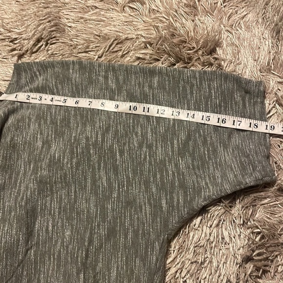 dkny Gray Short Sleeve Soft Sweater Pullover XXL - Picture 8 of 9